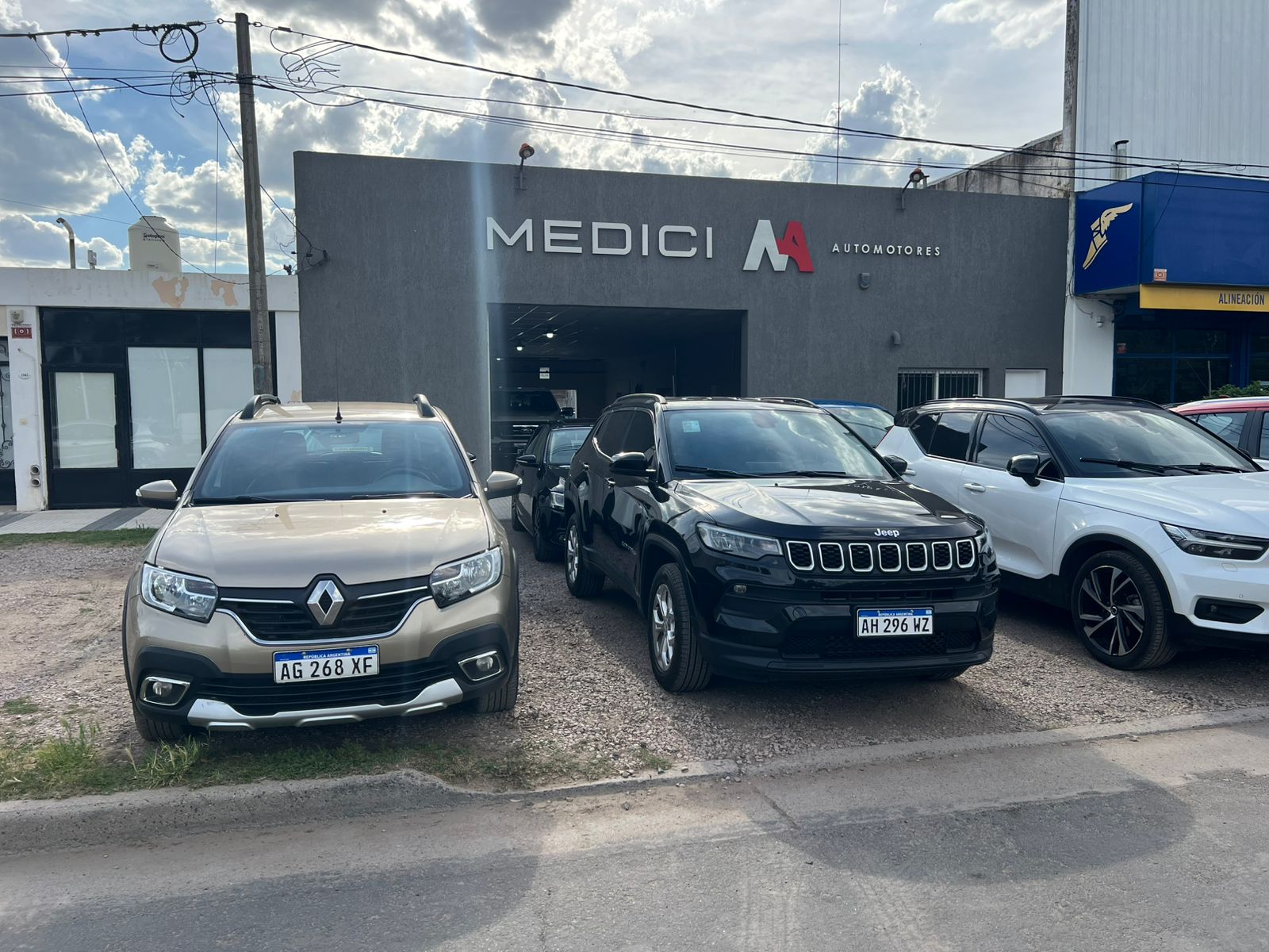 Medici Automotores Showroom